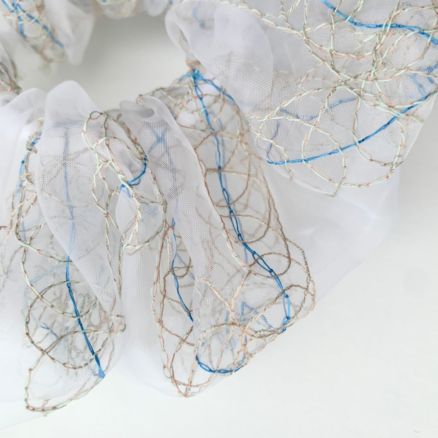 scrunchie lace 10