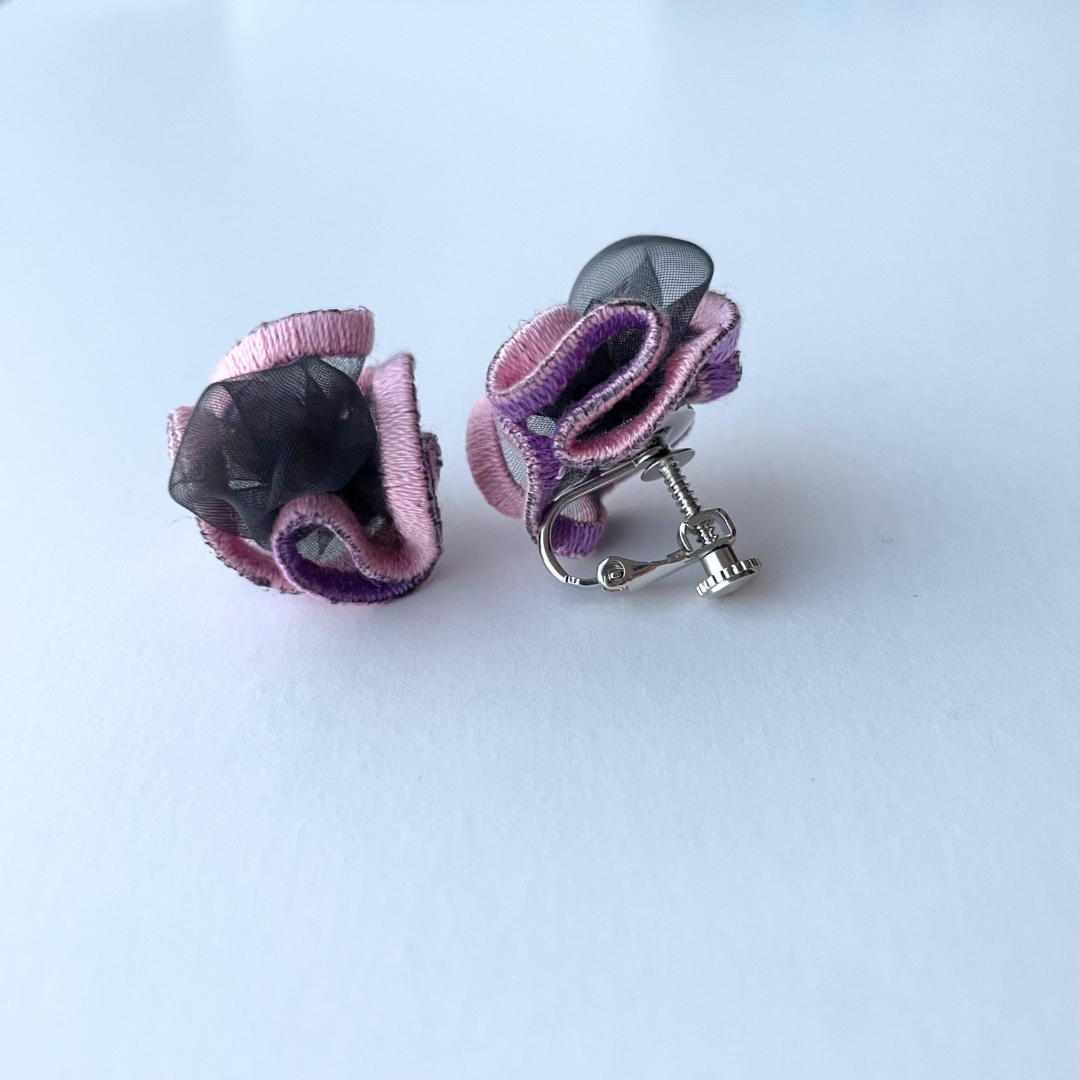 new!!pierce・earring organza black (pink purple)