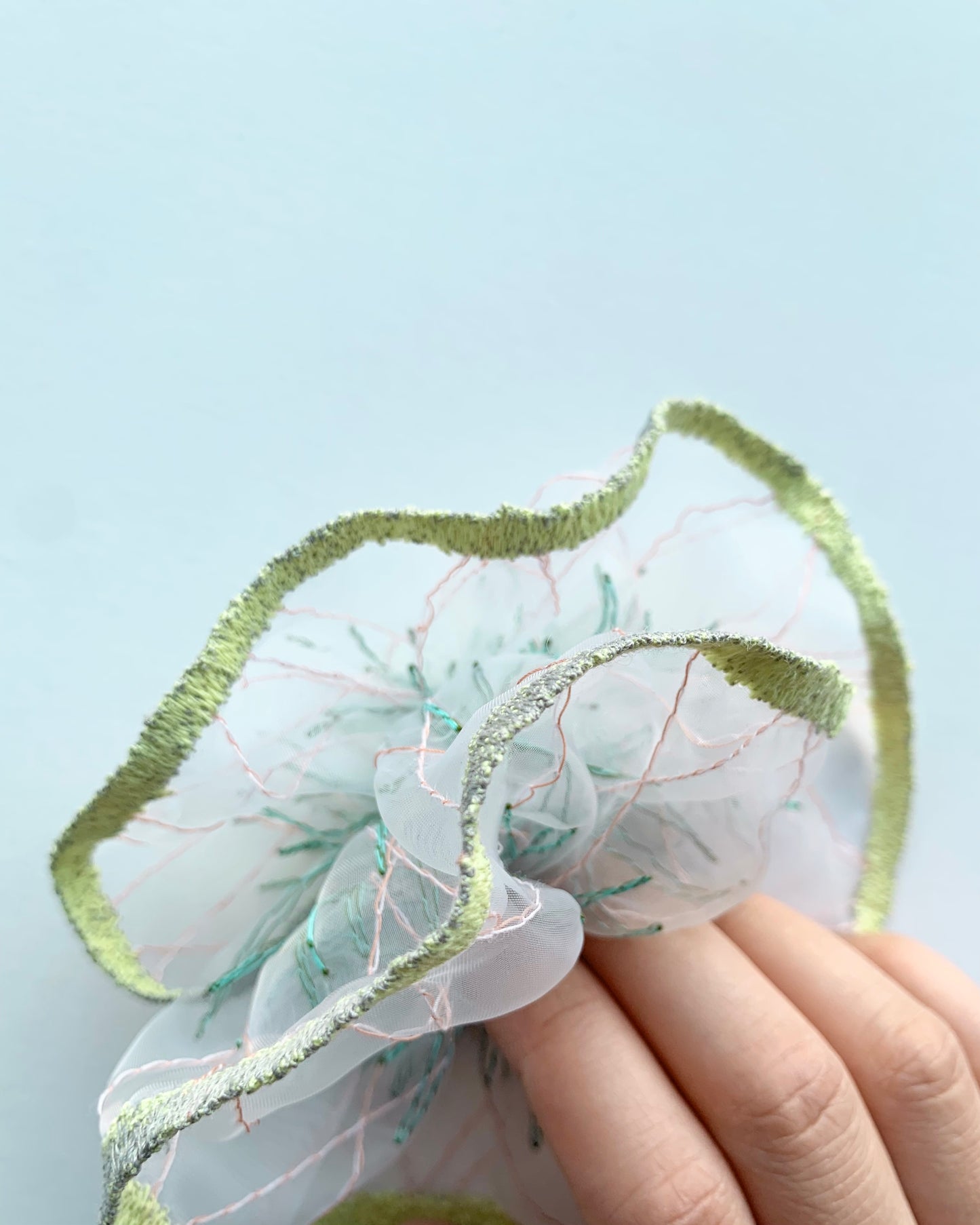 scrunchie border 16