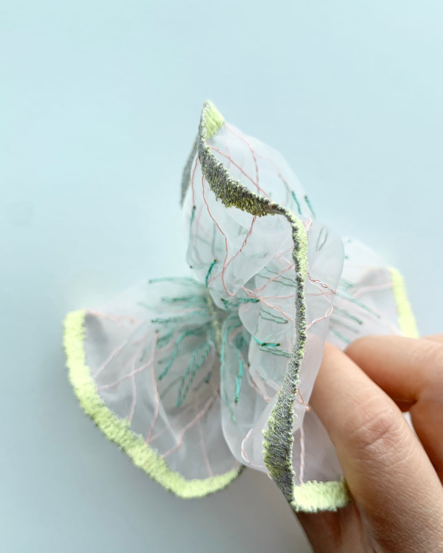 scrunchie border 16