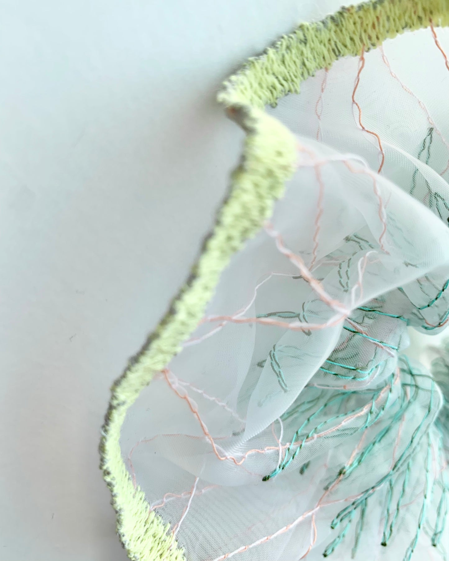 scrunchie border 16