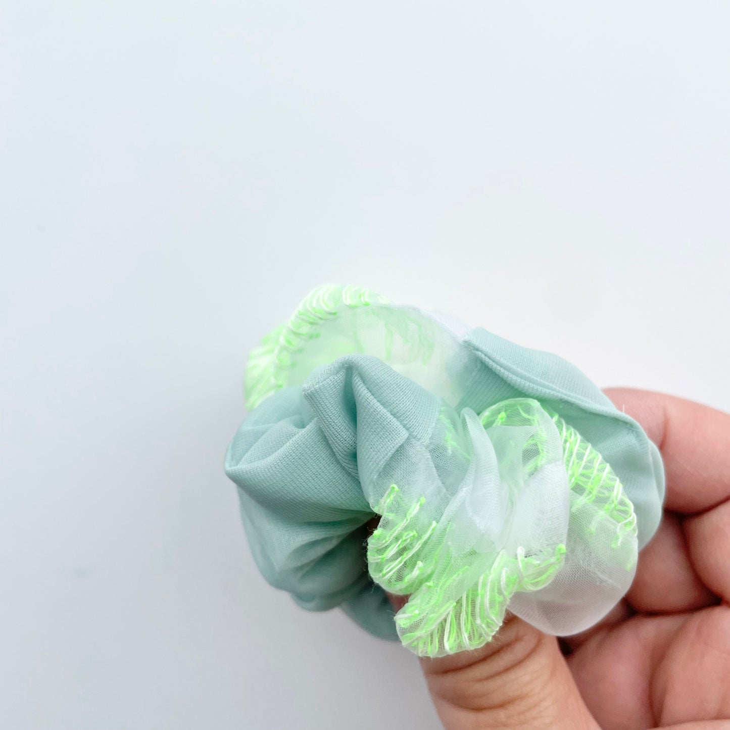 8th pop up scrunchie mini gentei(1点のみ)10