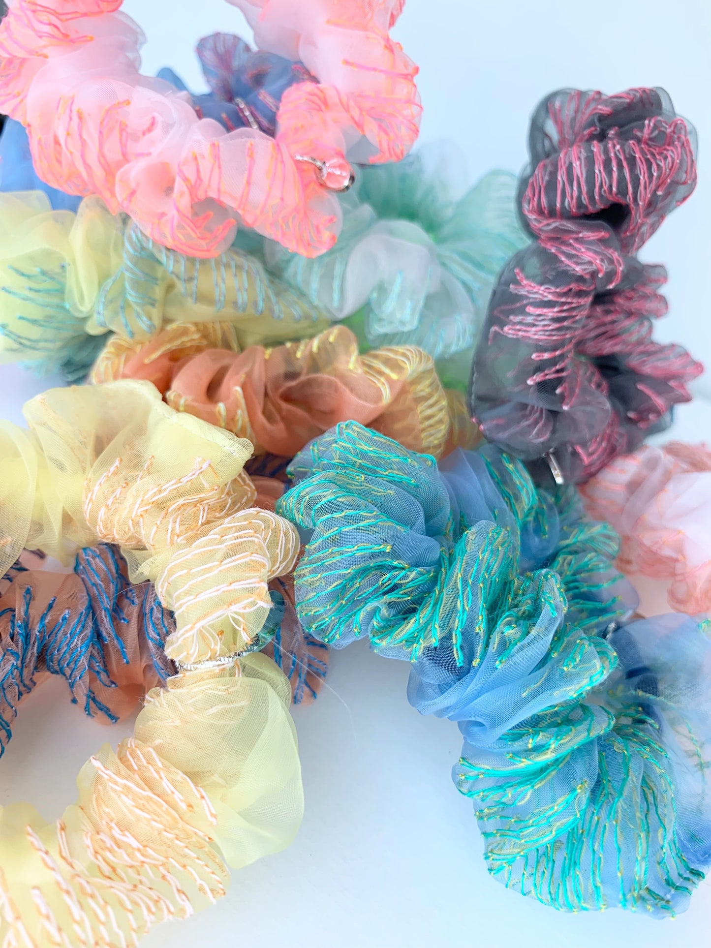 scrunchie mini 13