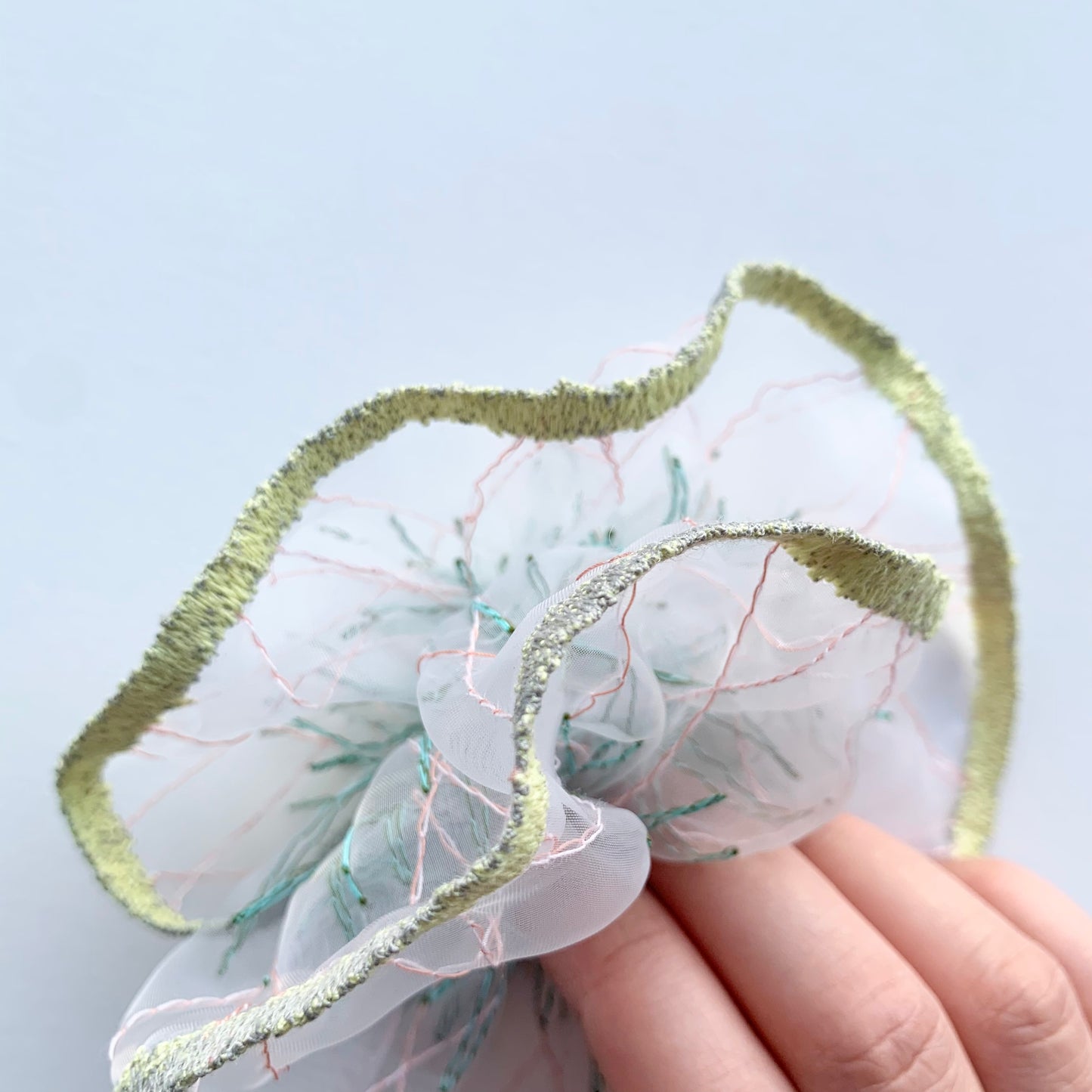 scrunchie border 16