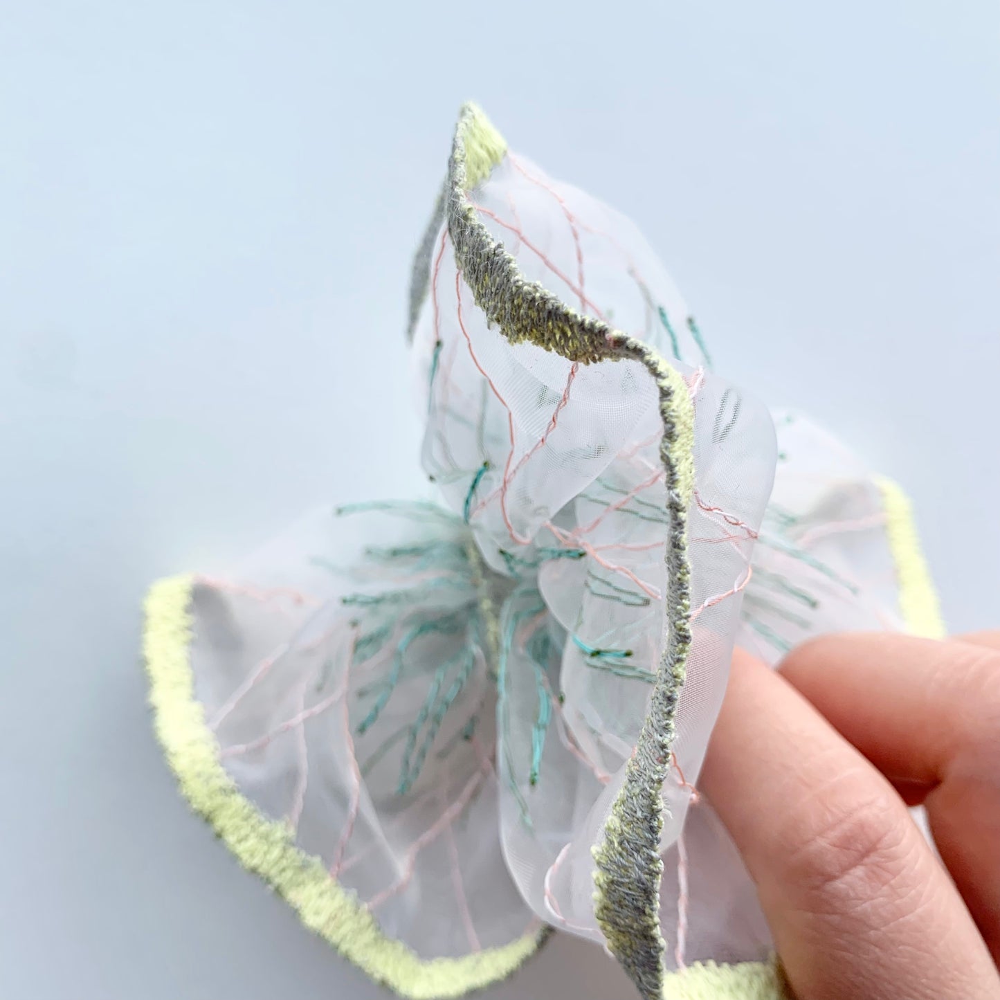 scrunchie border 16