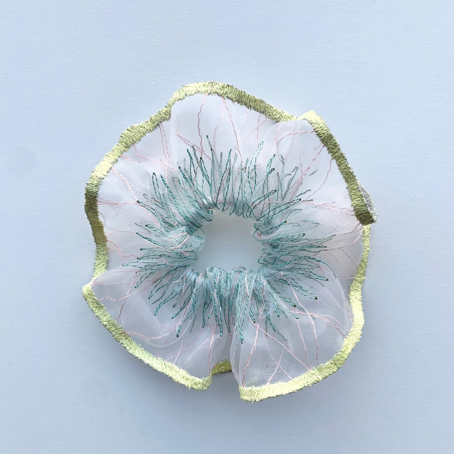 scrunchie border 16