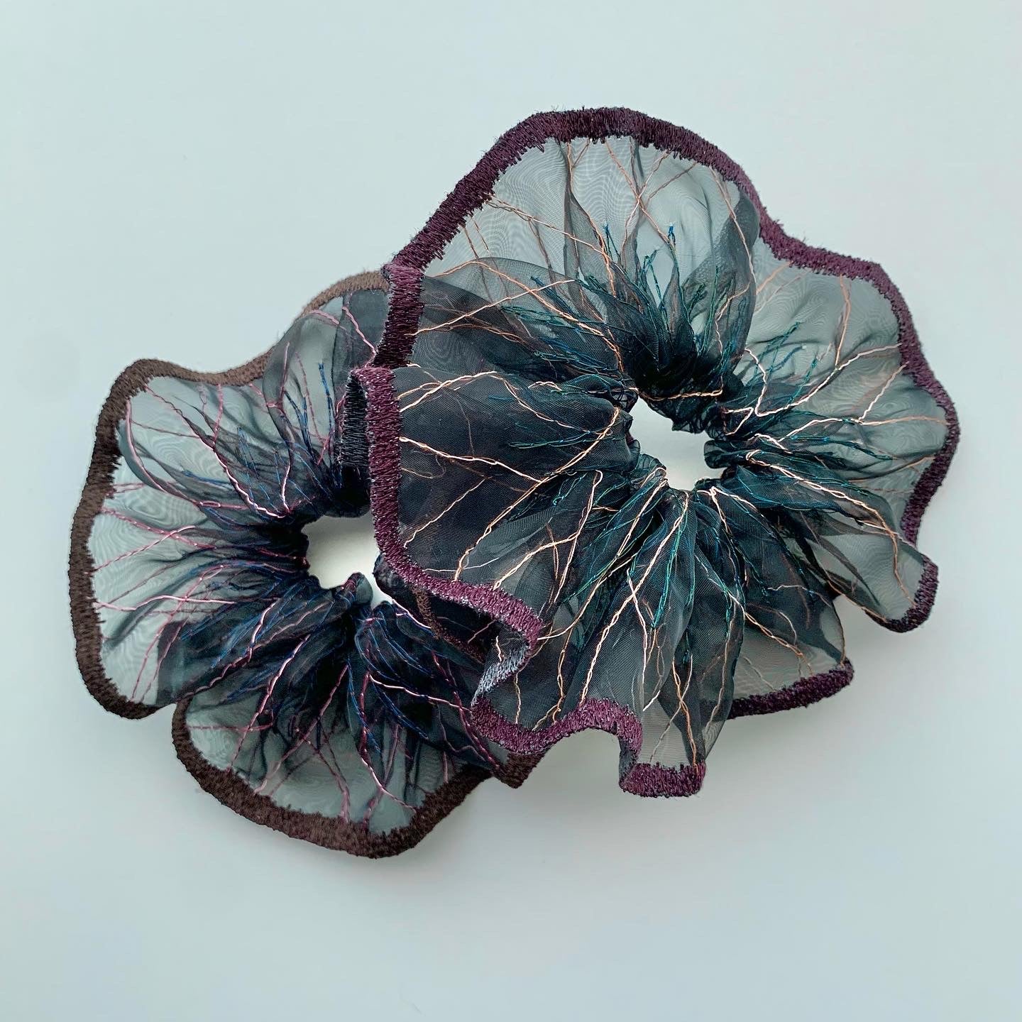 scrunchie border 12