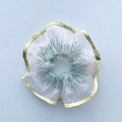 scrunchie border 16