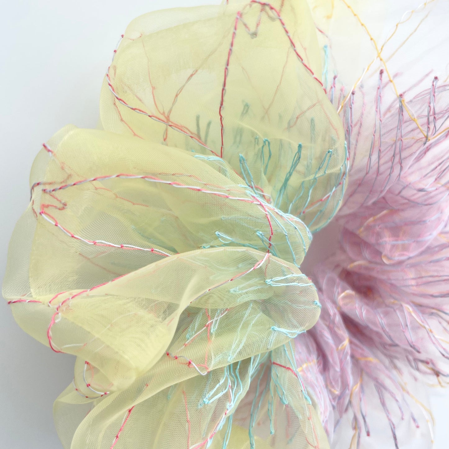 8th pop up scrunchie bicolor (１点のみ) 24