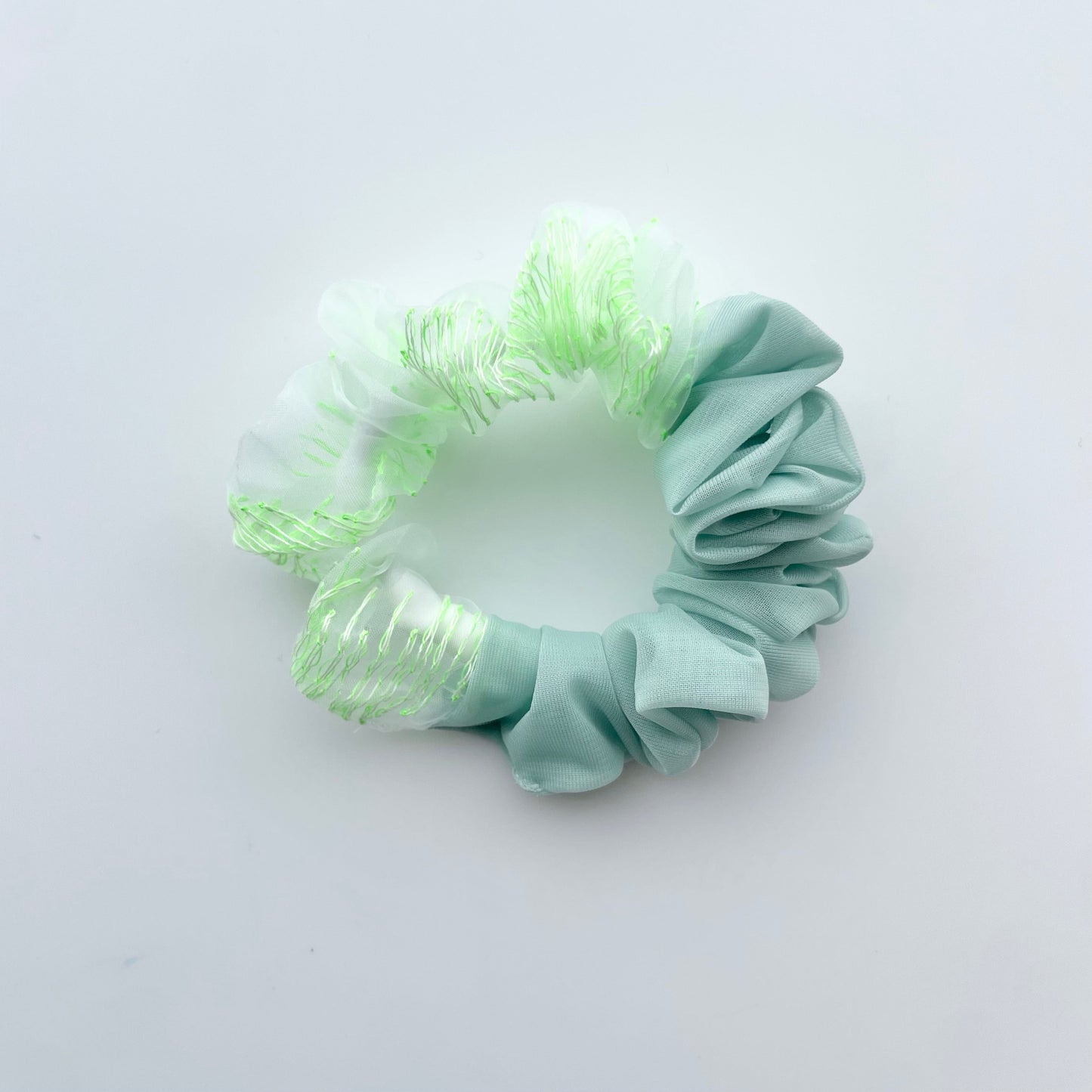 8th pop up scrunchie mini gentei（1点のみ）10