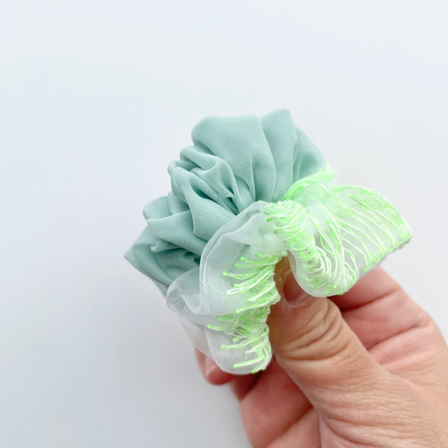8th pop up scrunchie mini gentei（1点のみ）10