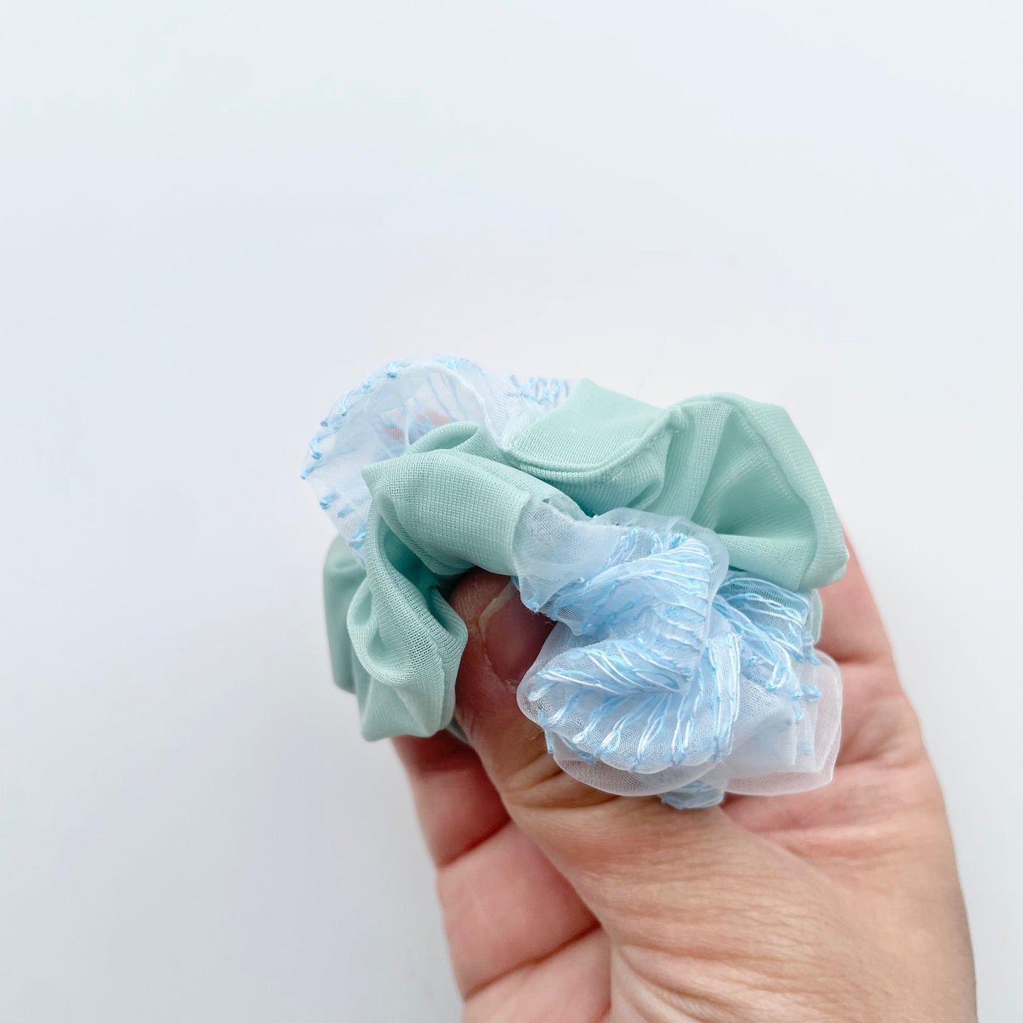 8th pop up scrunchie mini gentei（1点のみ）11