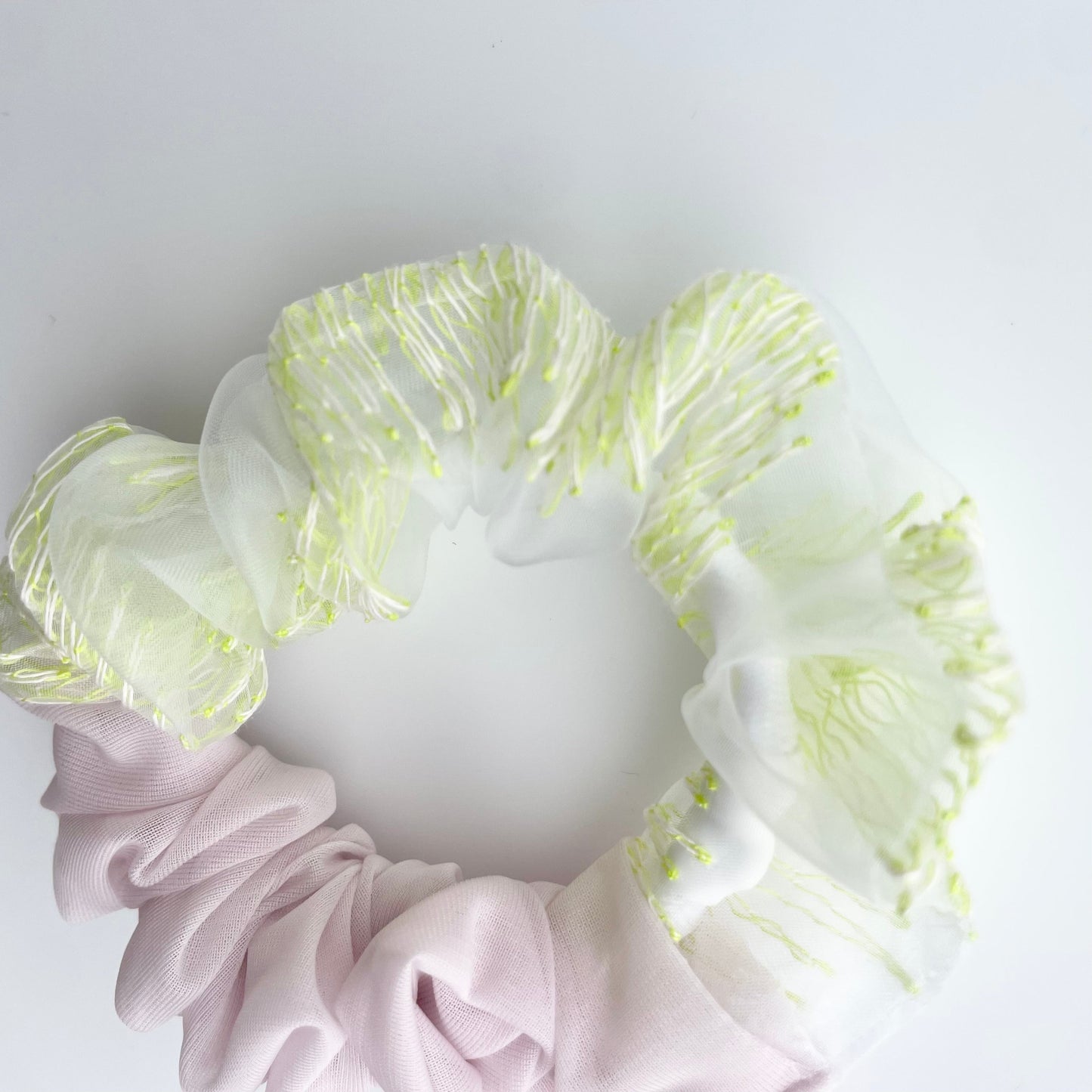8th pop up scrunchie mini gentei（1点のみ）19