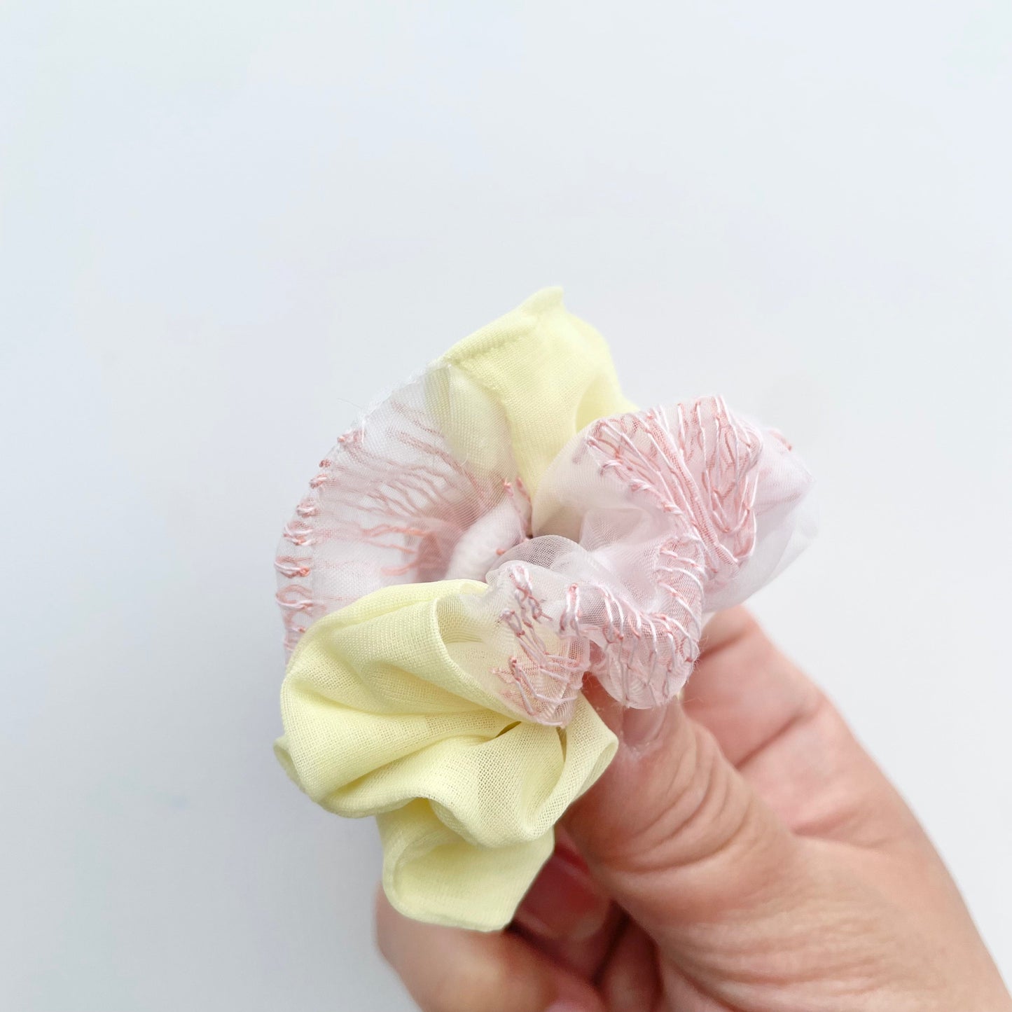 8th pop up scrunchie mini gentei（1点のみ）24