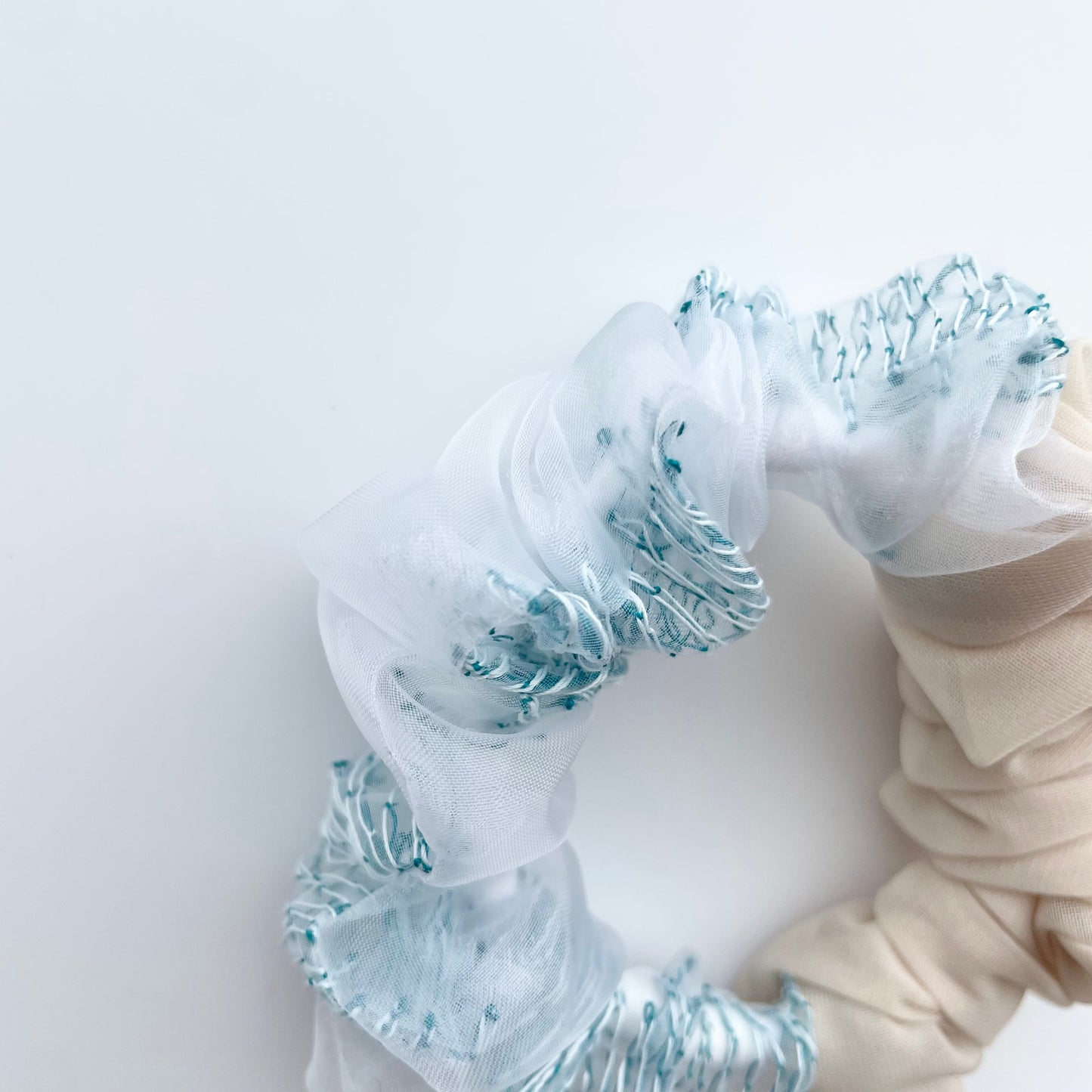 8th pop up scrunchie mini gentei（1点のみ）29