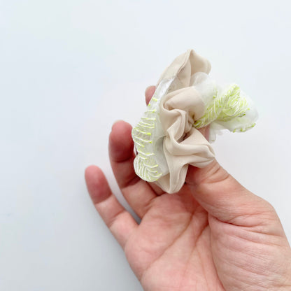 8th pop up scrunchie mini gentei（1点のみ）31