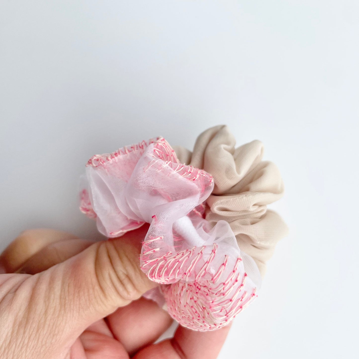8th pop up scrunchie mini gentei（1点のみ）32