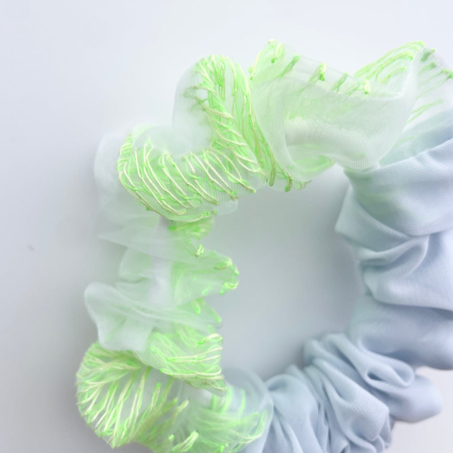 8th pop up scrunchie mini gentei（1点のみ）3