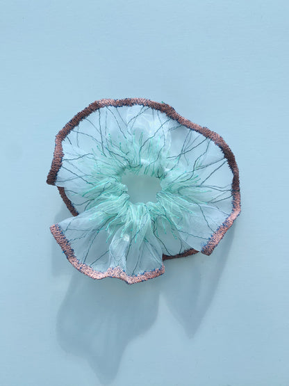 scrunchie border 7