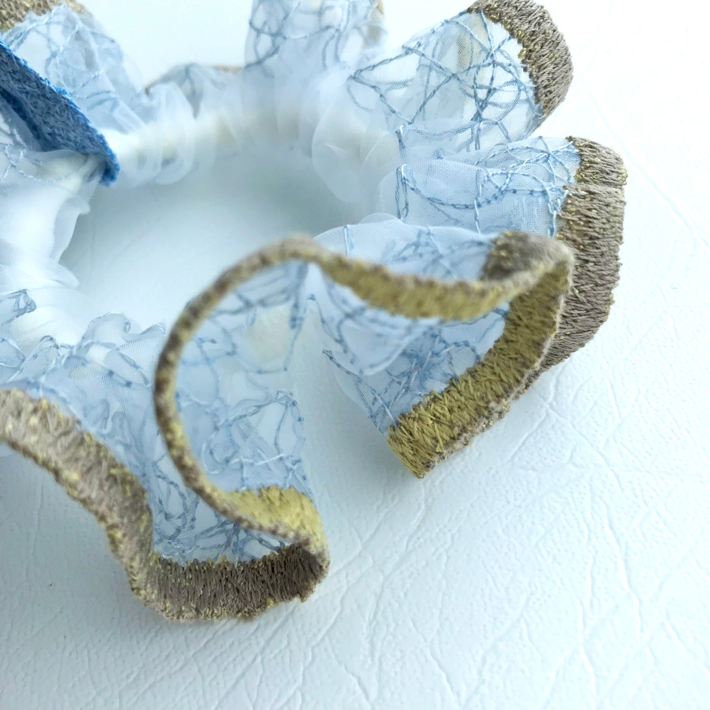 scrunchie mini border 1