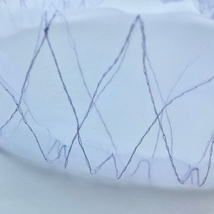 suimu(スイム)のオーガンジーにミシン刺繍した透明感と浮遊感のあるヘアアクセサリー　バックスタイルにボリュームをもってくるオリジナルヘアバンド　 個性的　お洒落　オシャレ　おしゃれ