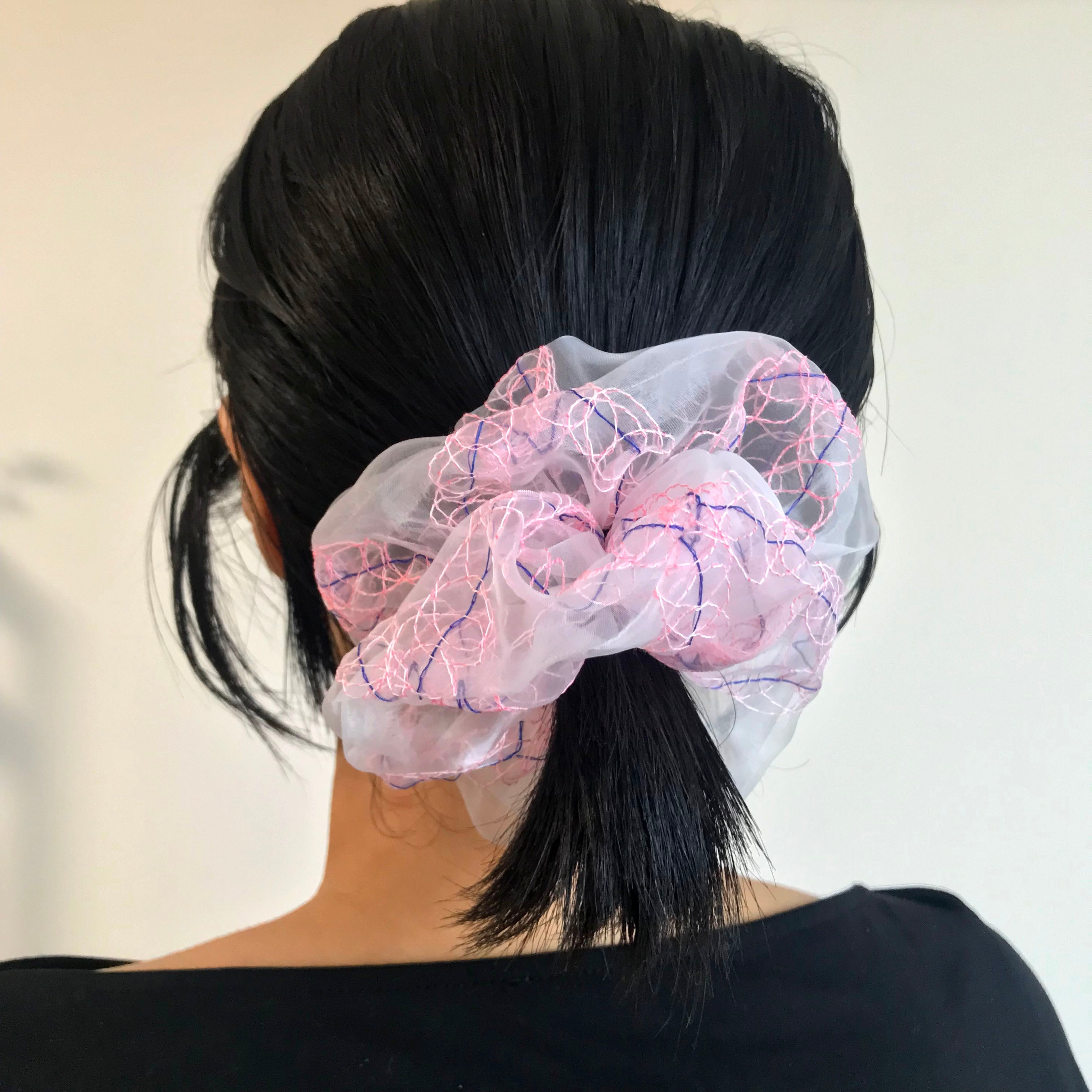 scrunchie lace 1